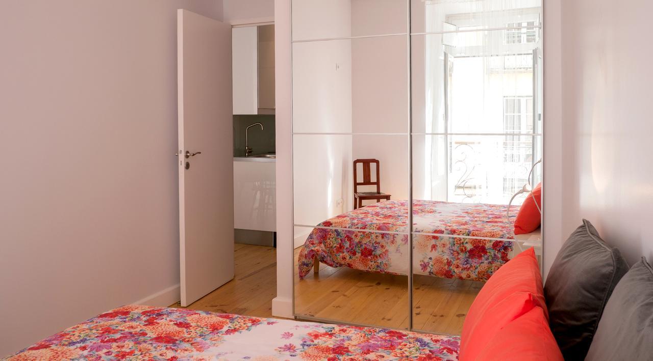 Cacilhas Guest Apartments Алмада Екстериор снимка